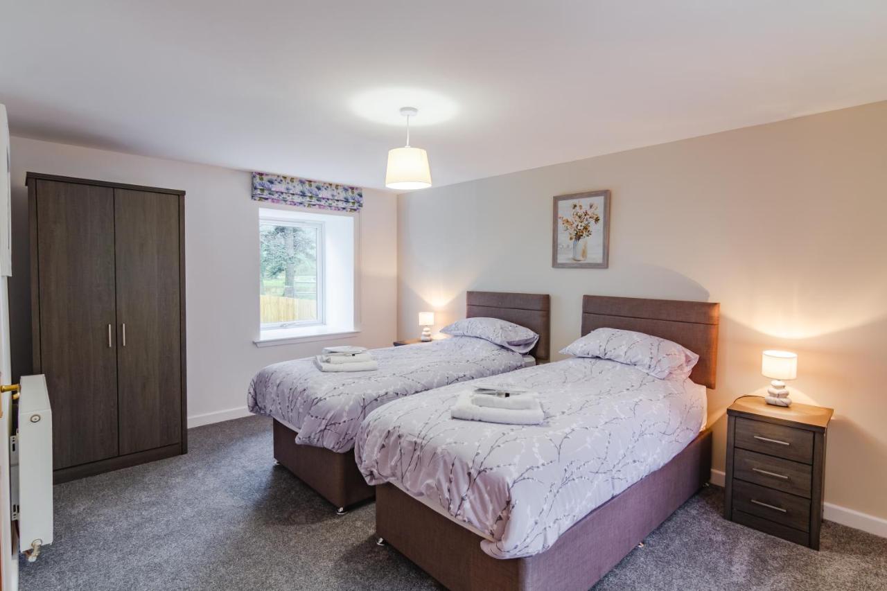 Dalnaglar Castle Estate Villa Glenshee Екстериор снимка