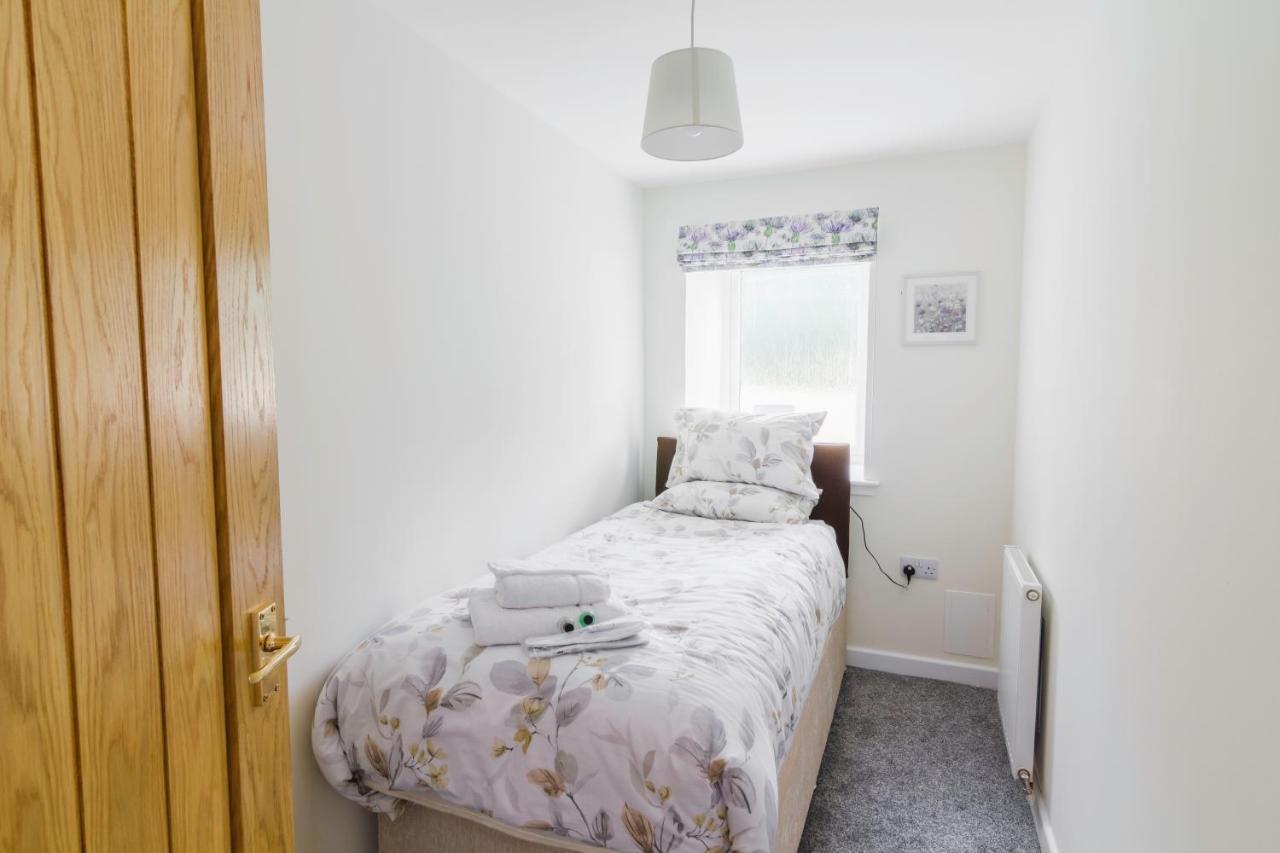 Dalnaglar Castle Estate Villa Glenshee Екстериор снимка